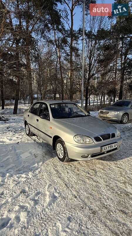 Седан Daewoo Lanos 2006 в Киеве