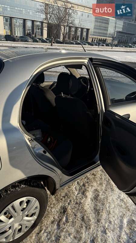 Седан Daewoo Lanos 2006 в Киеве