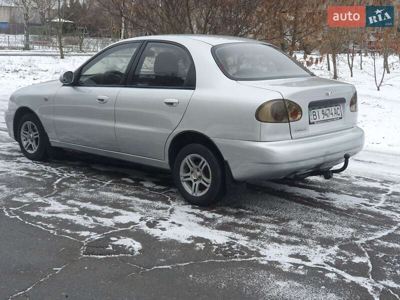 Седан Daewoo Lanos 2005 в Кременчуці