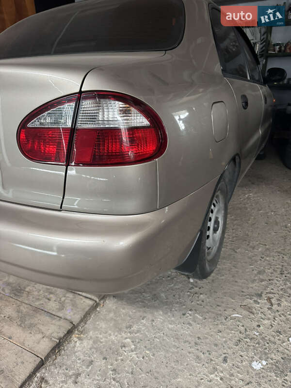 Седан Daewoo Lanos 2008 в Днепре