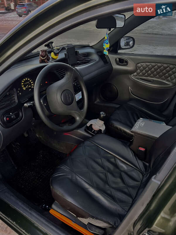 Седан Daewoo Lanos 2006 в Киеве