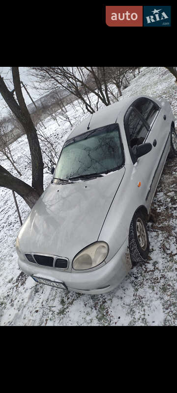 Седан Daewoo Lanos 2004 в Днепре