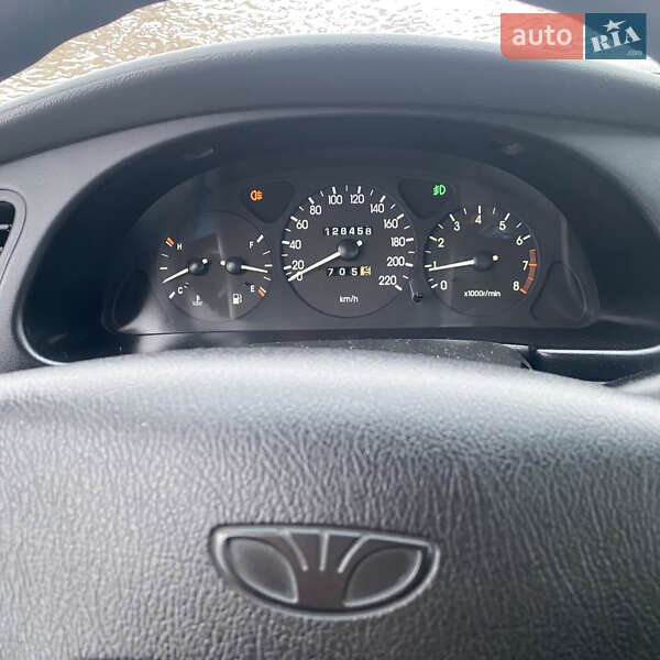 Седан Daewoo Lanos 2005 в Львове