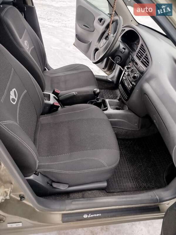 Седан Daewoo Lanos 2008 в Житомирі