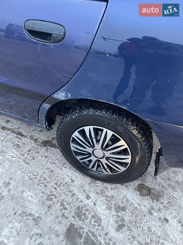 Седан Daewoo Lanos 2005 в Кам'янському