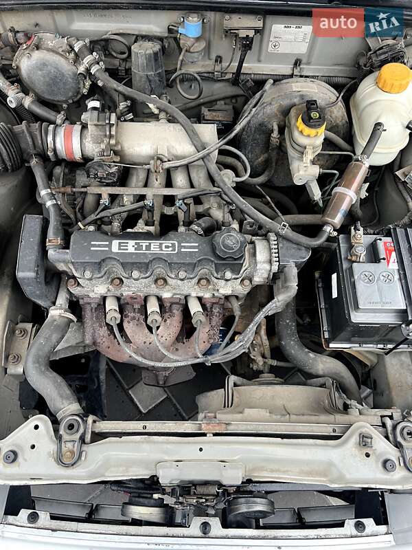 Седан Daewoo Lanos 2003 в Запорожье