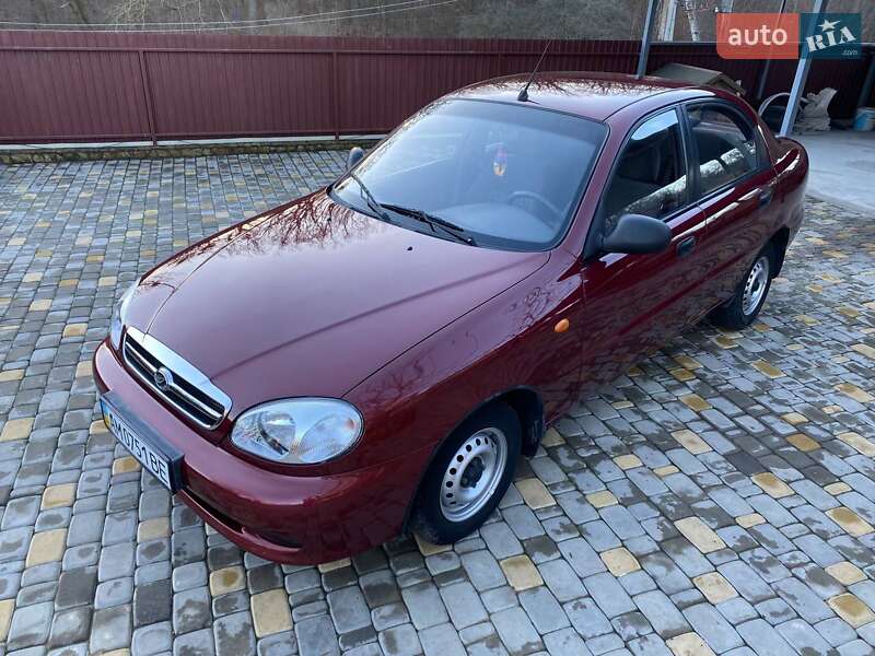 Седан Daewoo Lanos 2011 в Виннице