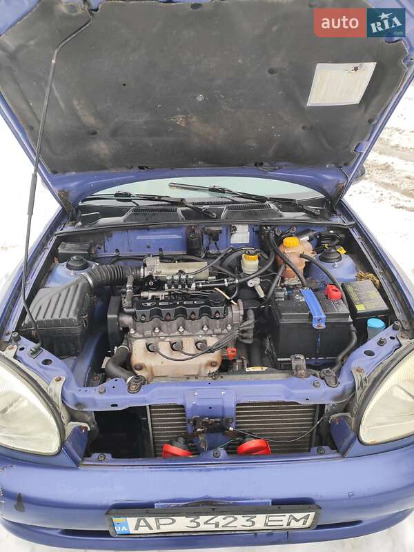 Седан Daewoo Lanos 1998 в Львові