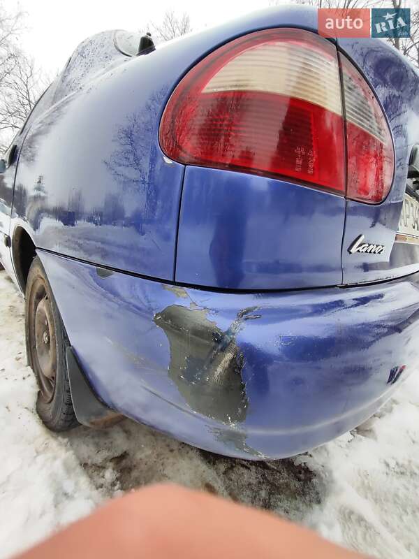 Седан Daewoo Lanos 1998 в Львові