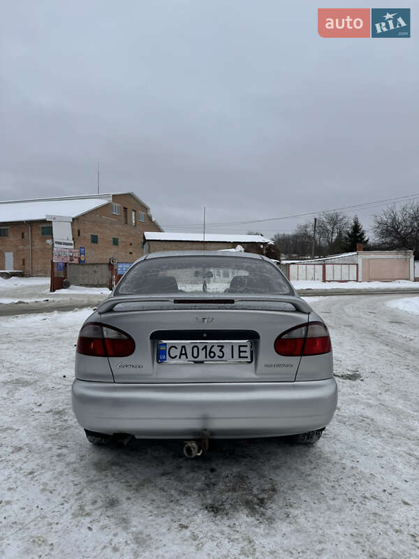 Седан Daewoo Lanos 2003 в Умані