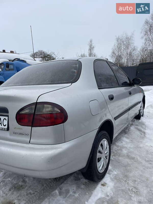 Седан Daewoo Lanos 2002 в Тернополе