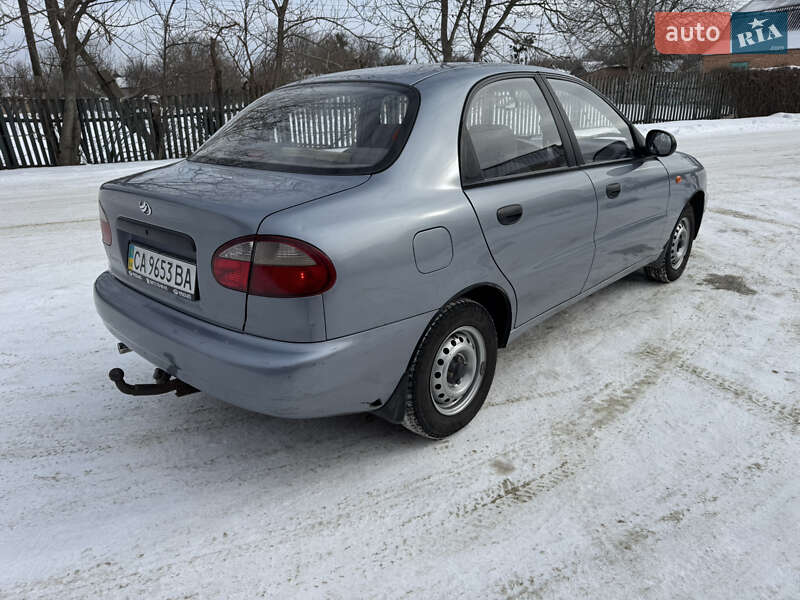 Седан Daewoo Lanos 2009 в Городищеві