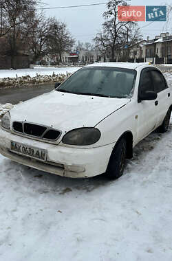 Седан Daewoo Lanos 2002 в Харькове