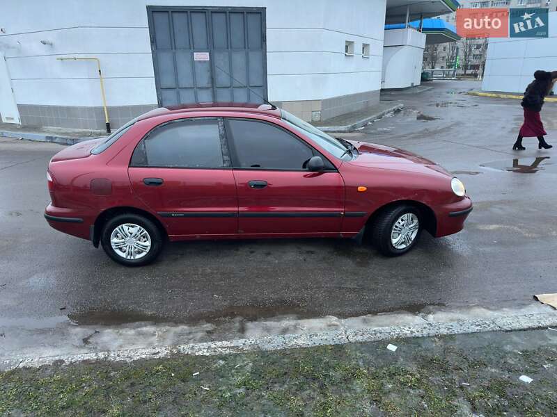 Седан Daewoo Lanos 2005 в Кременчуці