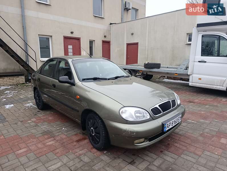 Седан Daewoo Lanos 2004 в Запоріжжі