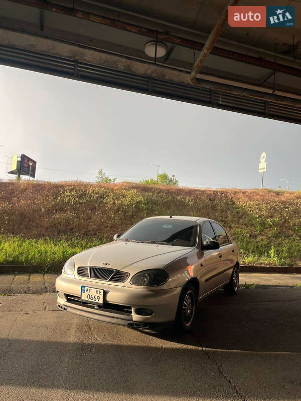 Седан Daewoo Lanos 2003 в Киеве