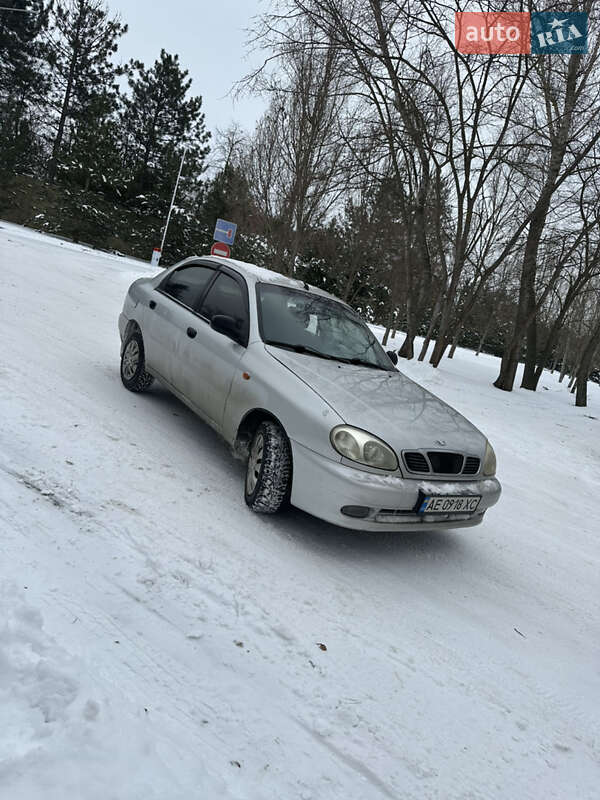 Седан Daewoo Lanos 2003 в Днепре