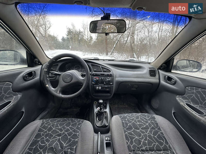 Седан Daewoo Lanos 2003 в Днепре