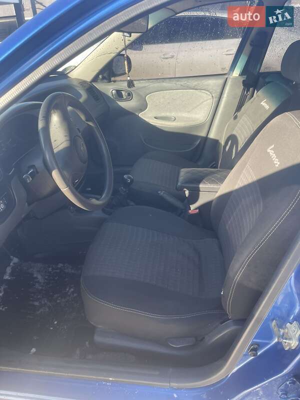 Седан Daewoo Lanos 2008 в Харькове