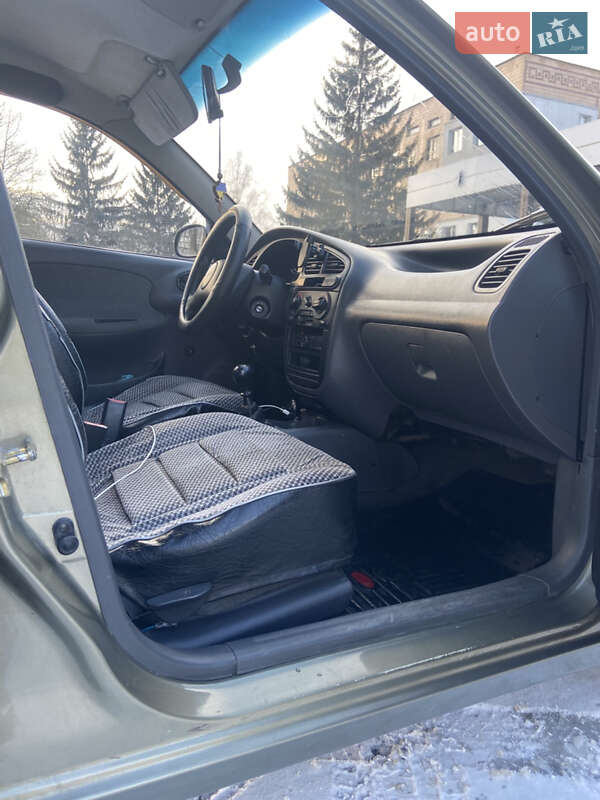 Седан Daewoo Lanos 2004 в Тернополі фото 3 Седан Daewoo Lanos 2004 в Тернополі