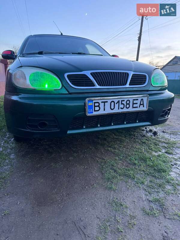 Седан Daewoo Lanos 2004 в Миколаєві
