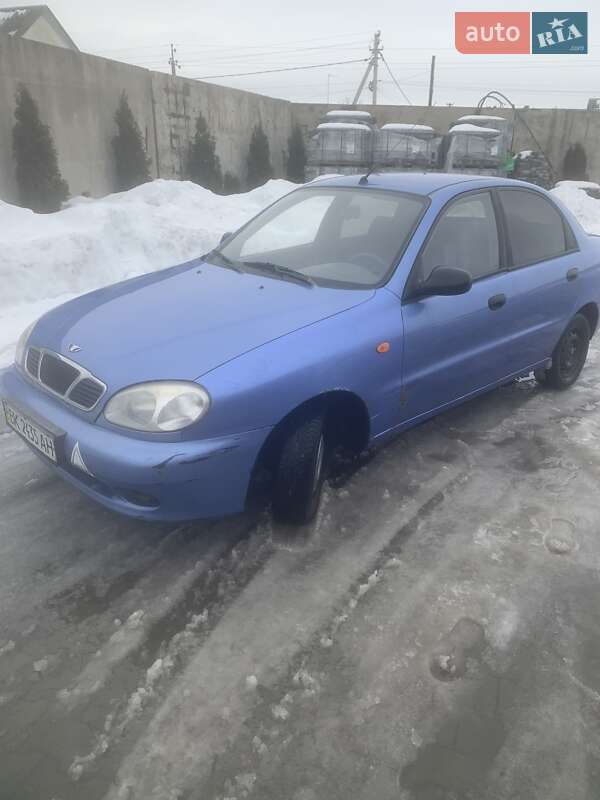 Седан Daewoo Lanos 2006 в Сарнах