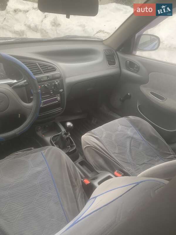 Седан Daewoo Lanos 2006 в Сарнах