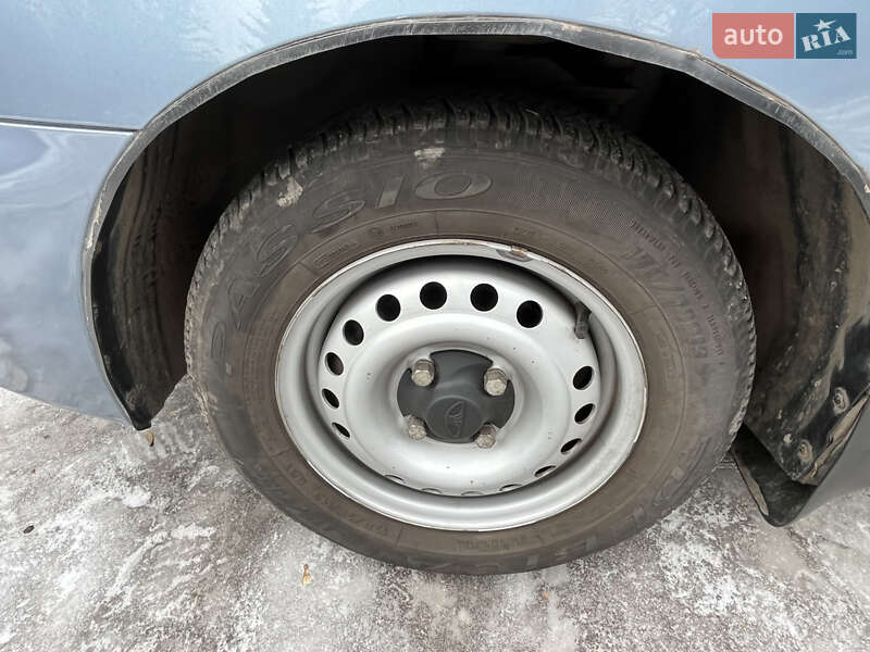 Седан Daewoo Lanos 2008 в Миргороді