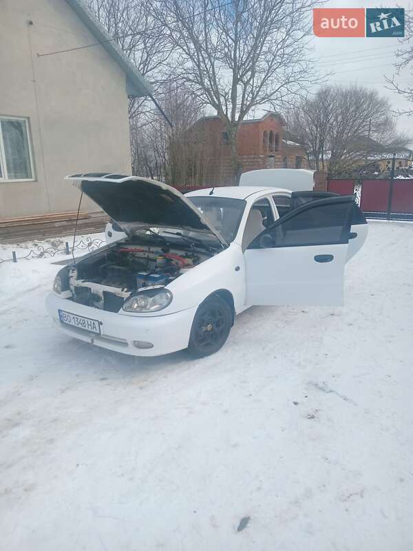 Седан Daewoo Lanos 2004 в Борщеві