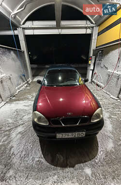 Седан Daewoo Lanos 1999 в Львові