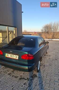 Седан Daewoo Lanos 2005 в Комарному
