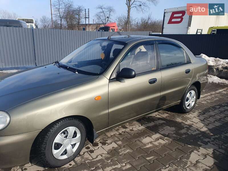 2005 Daewoo Lanos, VIN SUPTF69YD5W256409:plate — фото 1 (autoria)