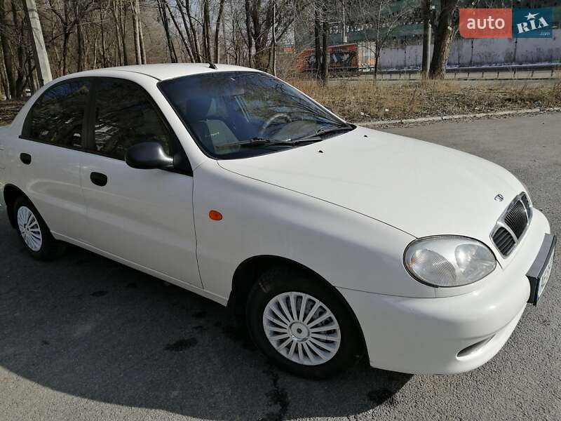 Седан Daewoo Lanos 2005 в Дніпрі