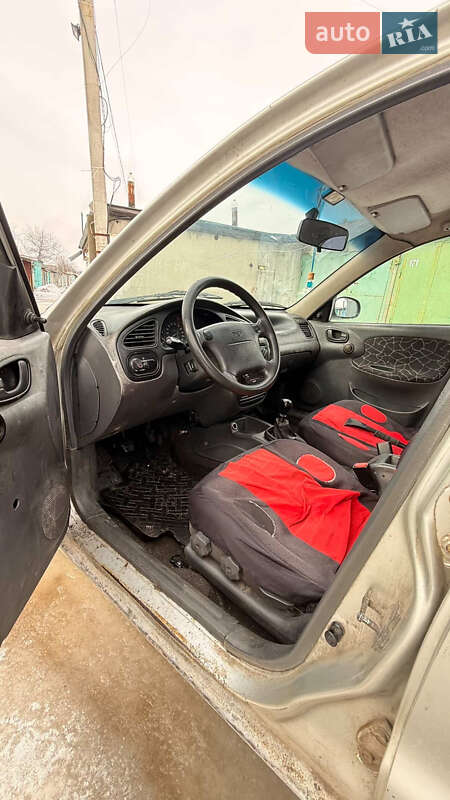 Седан Daewoo Lanos 2004 в Харкові