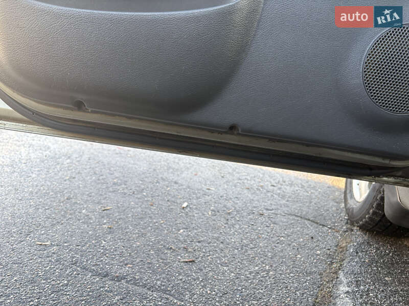 Седан Daewoo Lanos 2003 в Харькове