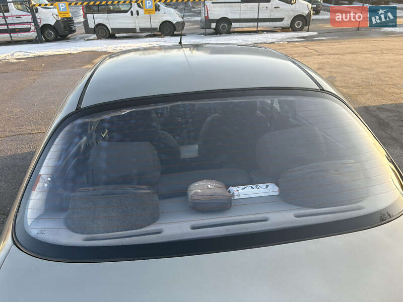 Седан Daewoo Lanos 2003 в Харькове