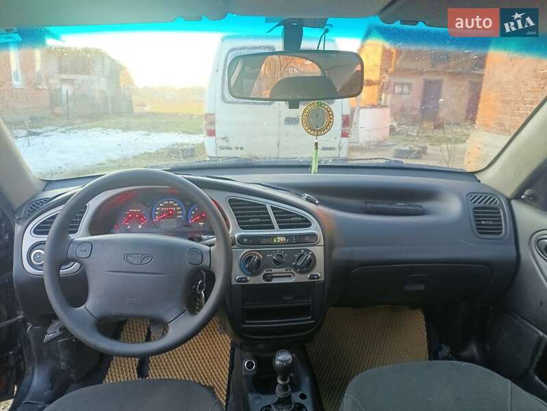 Седан Daewoo Lanos 2008 в Івано-Франківську