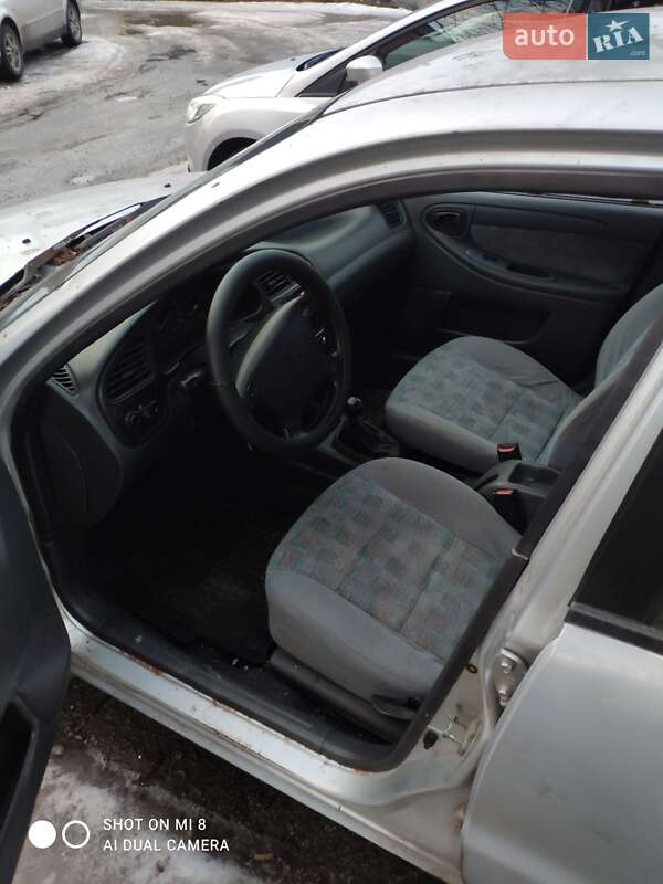 Седан Daewoo Lanos 2005 в Дніпрі фото 5 Седан Daewoo Lanos 2005 в Дніпрі