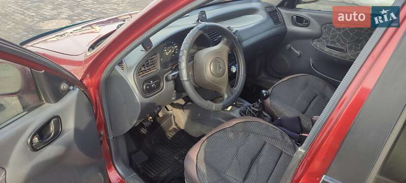 Седан Daewoo Lanos 2002 в Миргороді фото 6 Седан Daewoo Lanos 2002 в Миргороді