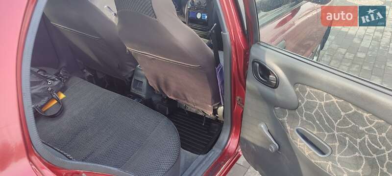 Седан Daewoo Lanos 2002 в Миргороді фото 5 Седан Daewoo Lanos 2002 в Миргороді