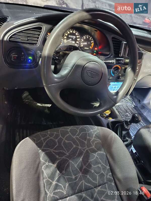 Седан Daewoo Lanos 2003 в Києві фото 2 Седан Daewoo Lanos 2003 в Києві