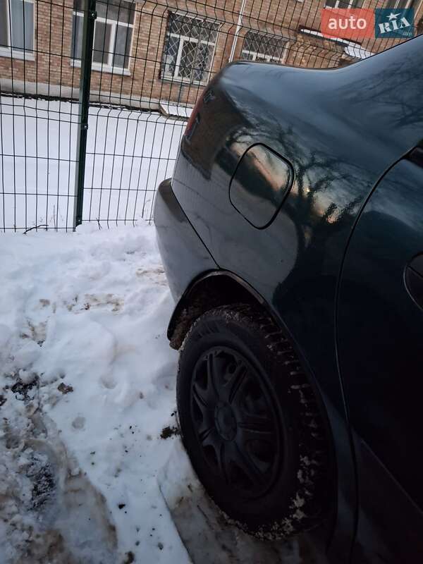 Седан Daewoo Lanos 2006 в Києві