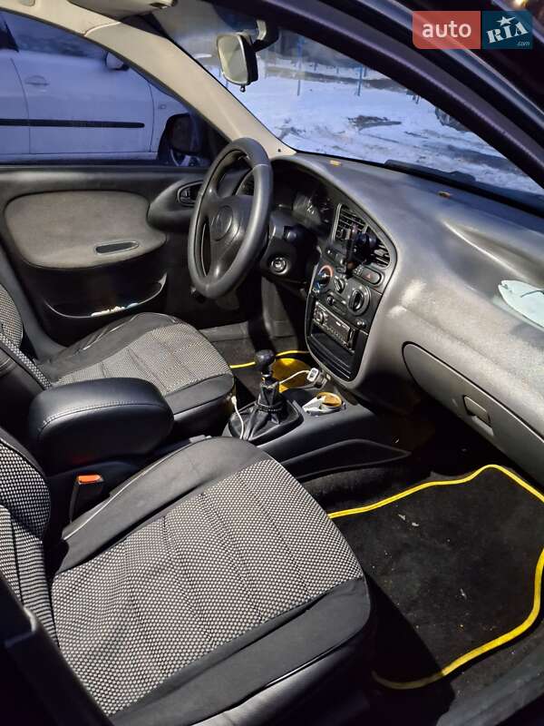 Седан Daewoo Lanos 2006 в Києві