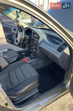 Седан Daewoo Lanos 2002 в Харькове