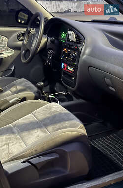 Седан Daewoo Lanos 1998 в Киеве