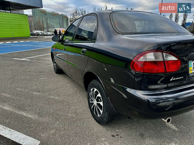 Седан Daewoo Lanos 2006 в Києві