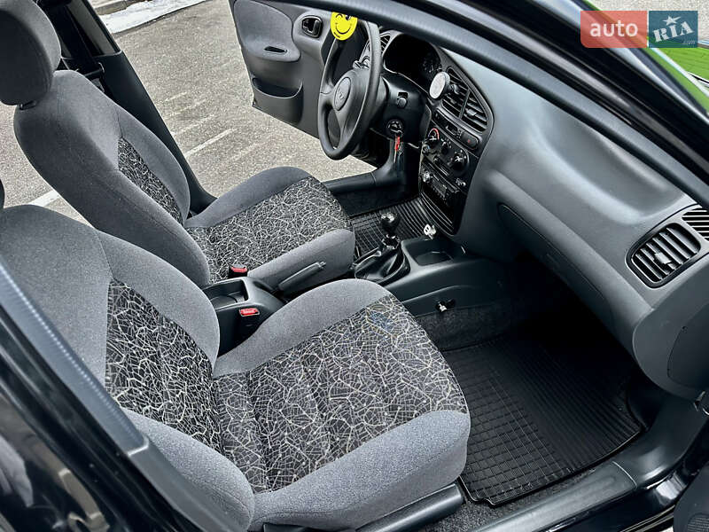 Седан Daewoo Lanos 2006 в Києві