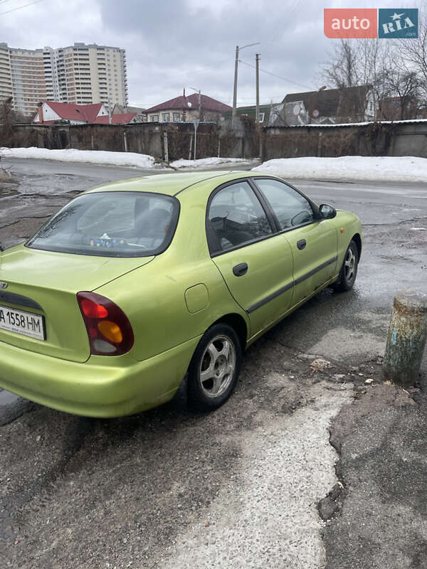 Седан Daewoo Lanos 2003 в Киеве