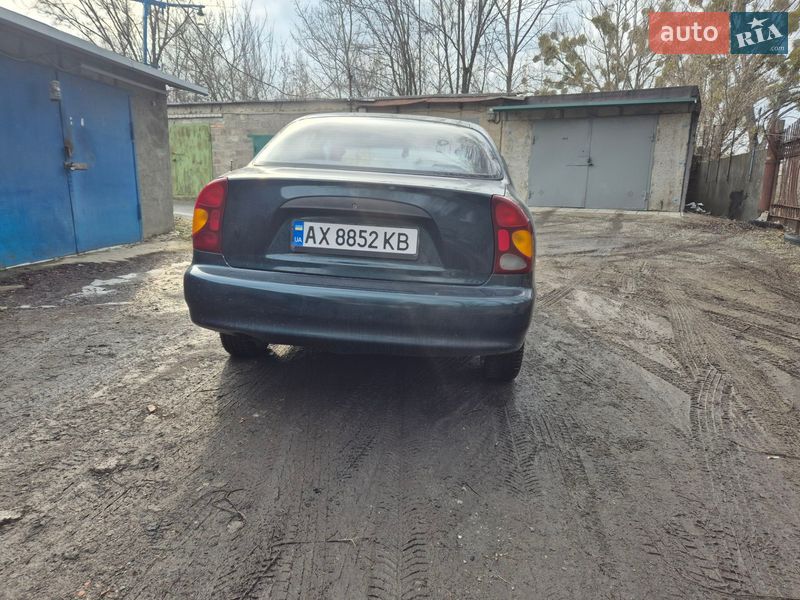 Седан Daewoo Lanos 2005 в Новомосковську