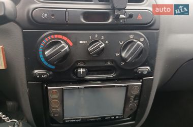 Седан Daewoo Lanos 2003 в Дніпрі